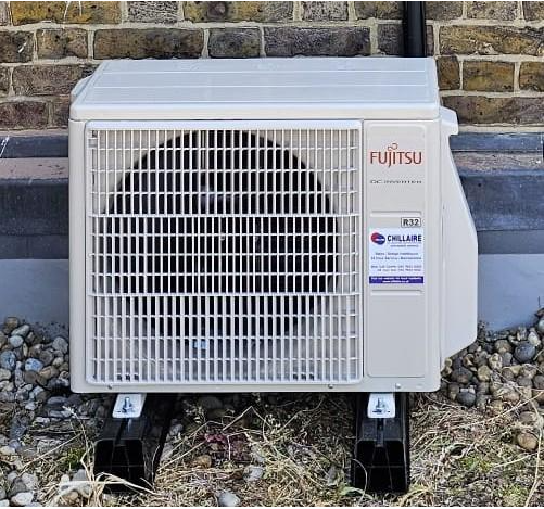 Fujitsu air con unit